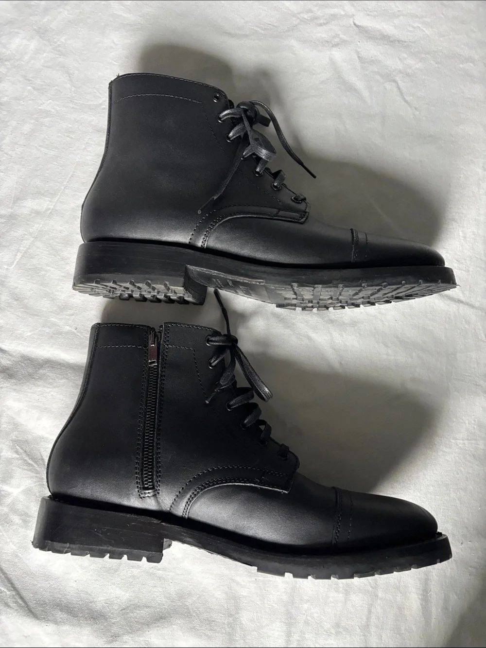 Like New! Thursday Boot Company Black Leather Lace-Up Cap-Toe Boots Size 10